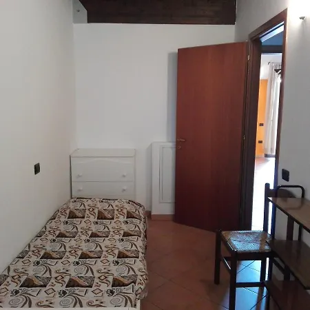 San Vitale شقة
